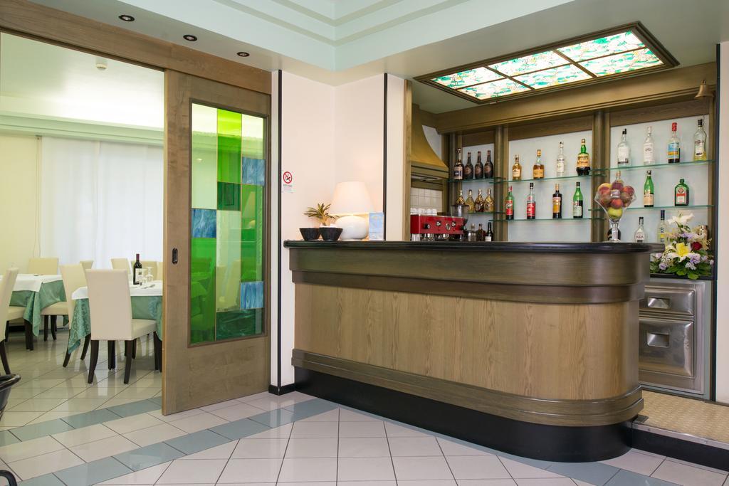 Albergo Arcobaleno Sottomarina Kültér fotó